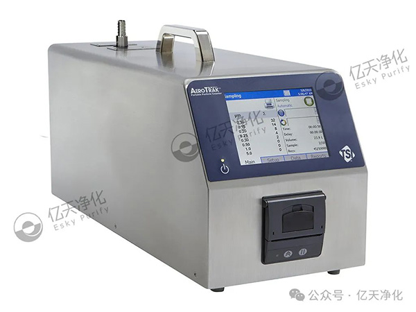 在潔凈環(huán)境的管理中，對空氣中不同粒徑顆粒物的實時監(jiān)測至關(guān)重要，它能為關(guān)鍵流程監(jiān)控提供可靠數(shù)據(jù)，同時保障生產(chǎn)符合相關(guān)法規(guī)要求。 塵埃粒子計數(shù)器是實現(xiàn)這一目標的重要工具，它主要用于測量潔凈環(huán)境里單位體積內(nèi)塵埃粒子的數(shù)量和粒徑分布。借助它，我們可以對各種潔凈等級的工作臺、潔凈室、潔凈車間的凈化效果和潔凈級別進行有效監(jiān)控，這對于提高產(chǎn)品質(zhì)量、降低風險與成本，以及讓法規(guī)遵從變得更簡單都有著關(guān)鍵意義。 圖片 9001型凝聚核粒子計數(shù)器  0.1CFM(2.83 LPM)流量條件下10nm靈敏度 圖片 9001型凝聚核粒子計數(shù)器 (CPC)是市場中特有的一款水基、層流、高流量儀器，采用特有技術(shù)，具有0.1 CFM (2.83 LPM)流量條件下10 nm靈敏度。儀器具有超低誤計率，能夠為客戶提供可靠的環(huán)境監(jiān)測和氣體處理，確保產(chǎn)品安全免受納米微粒污染。 特點與優(yōu)勢 圖片 10 nm 靈敏度 0.1 CFM (2.83 LPM) 采樣流量 低誤計率 ( < 0.07 count/ft 3 ) 實現(xiàn)了低顆粒物濃度條件下的精確測量 快速響應(yīng) 使用超純水或去離子水作為工作液，無需使用酒精或其它化學物質(zhì) 數(shù)據(jù)存儲：250 個區(qū)域，999 個位置和10,000 個樣 可使用USB，USB 存儲設(shè)備和以太網(wǎng)進行數(shù)據(jù)傳輸 通過TrakPro? Lite Secure軟件進行外部報告 業(yè)內(nèi)極高音量警報 簡單的點擊圖標觸摸屏操作方式 能夠存儲和檢索特定菜單和區(qū)域配置 9110型便攜式粒子計數(shù)器 值得信賴的0.1μm測量 圖片 9110型粒子計數(shù)器嚴格遵守符合 ISO 21501-4 標準，精確檢測0.100 μm的粒子，1.0 CFM (28.3 L/min)流速，0.100至10.0 μm粒徑范圍，可同時檢測多達八個通道的粒子數(shù)據(jù)。 特點與優(yōu)勢 圖片 精確檢測0.100 μm的粒子 0.100至10.0 μm粒徑范圍 可同時檢測多達八個通道的粒子數(shù)據(jù) 1.0 CFM (28.3 L/min)流速 符合ISO 21501-4標準中所有要求 I級和II級無塵室檢測最佳選擇 完全符合ISO 21501-4要求 可生成ISO-14644-1，EU GMP Annex1和FS209E的符合性報告 通過TRAKPRO Lite Secure軟件輸出的外部認證報告 采用增強HeNe激光 高可重復(fù)和高可靠檢測/數(shù)據(jù) 數(shù)據(jù)存儲：250區(qū)，999個位置和10,000個樣本 USB、以太網(wǎng)和脈沖輸出 工業(yè)級高分貝報警 允許存儲和回放特定測試/配置 顯示多達三個環(huán)境參數(shù) 不銹鋼外殼 無縫整合M32-01多點采樣器 無塵室分類達到ISO I級 A100系列便攜式粒子計數(shù)器 圖片 該系列產(chǎn)品提供了最新的功能--數(shù)據(jù)完整性、通信選項和直觀的圖形用戶界面，帶來了更好的用戶體驗和輕松的合規(guī)性。無論是單機獨立使用還是作為易于使用的完整監(jiān)控系統(tǒng)的一部分，A100系列都能滿足您的需求。 特點與優(yōu)勢 圖片 一臺儀器即可完成包括分級、監(jiān)測、高效過濾器檢漏和氣體測試在內(nèi)的各項工作、并且能夠分析產(chǎn)生原因 可見度高的指示狀態(tài) - LED 燈條可在 20 米/360° 范圍內(nèi)清晰可見 符合 GMP 法規(guī)的用戶控制權(quán)限 內(nèi)置體積校正系數(shù)使得氣體采樣體積更為精準 自動生成 ISO 14644-1 和 GMP （歐盟 GMP 和中國 GMP）報表和包括 TrakPro? Lite Secure 在內(nèi)的工作流程軟件 高效過濾器檢漏和調(diào)查診斷模式 (視聽雙重模式) ISO 21501-4 校準要求 支持WiFi? 連接 業(yè)內(nèi)最佳 5 年激光質(zhì)保 適合各種用途 - 機身采用易于清潔的不銹鋼外殼 通過 4-20 mA 數(shù)據(jù)模擬輸出信號和環(huán)境傳感器輸入配件，簡單便捷的集成入第三方系統(tǒng) 最新 TrakPro? Lite Secure 軟件支持多種儀器報告 這些高靈敏度的粒子計數(shù)器性能可靠，能輕松滿足合規(guī)要求并保證數(shù)據(jù)完整性，可根據(jù)用戶的特定需求，幫助識別潛在的環(huán)境污染源，同時跟蹤潔凈空間中顆粒物水平隨時間的變化。
